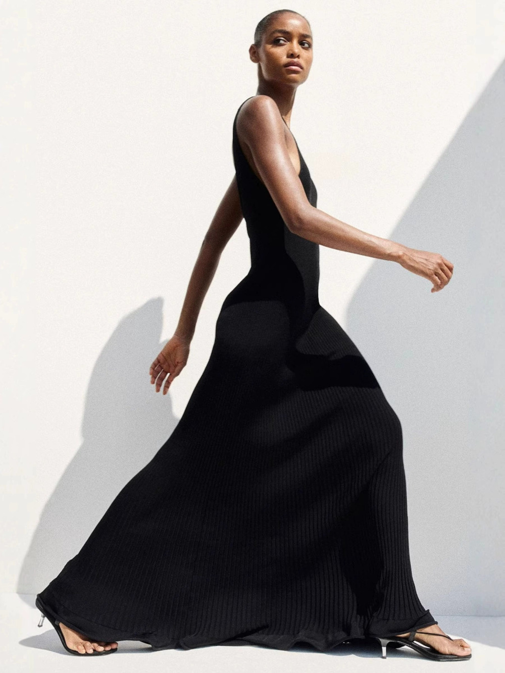 Zara Spaghetti Strap Solid Color Backless Long Dress